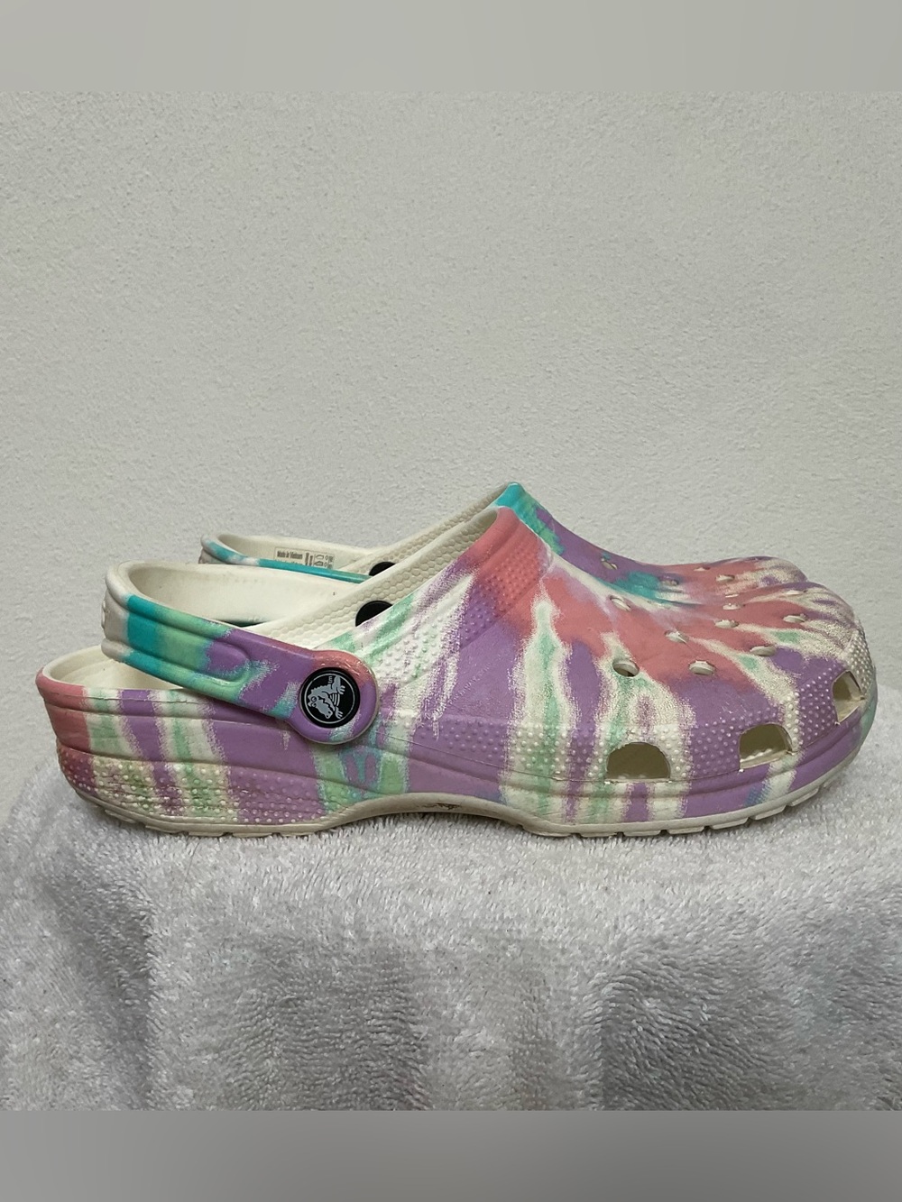 Crocs Pastel Tie Dye Classic Water Clogs Size 8 Women's Summer Beach Pool